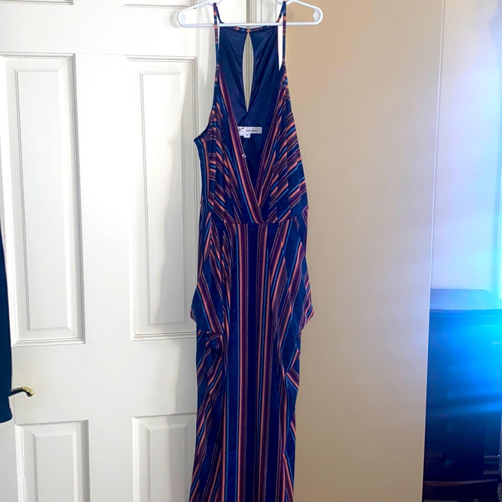 Multi color dress. Beautiful fit to body.
